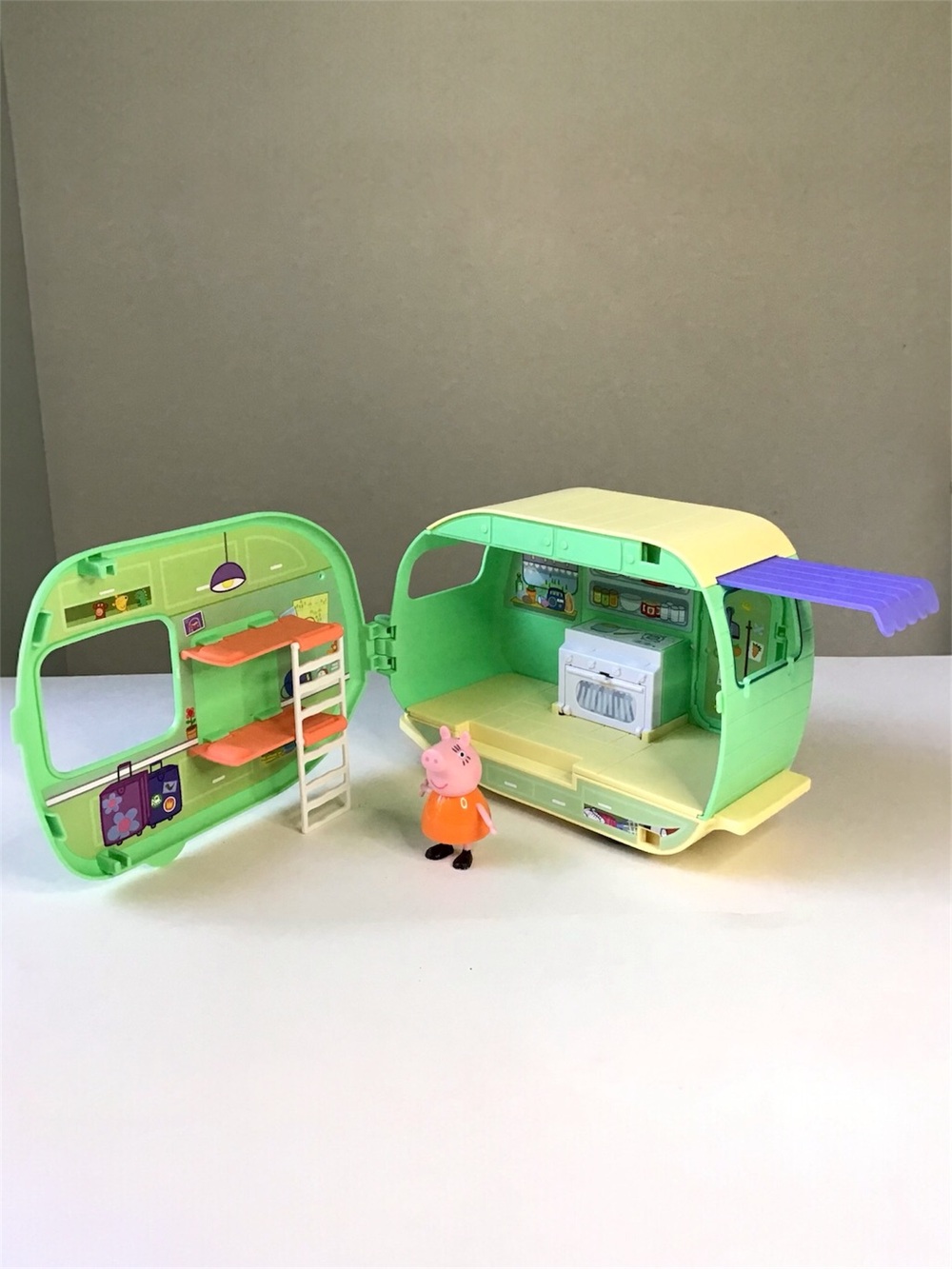 Peppa Pig Caravan Camper Trailer & Peppa Figure Fold-Out Playset by Hasbro 2024